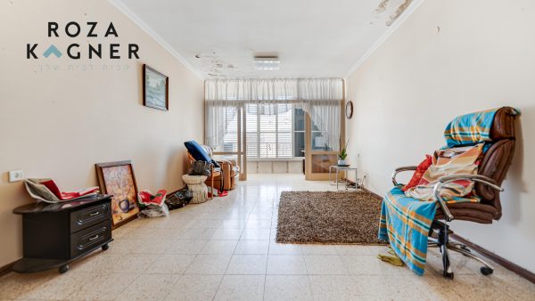 ⁦למכירה 4 חדרים ענקית ברחוב השקמה 13 בת ים⁩ – תמונה ⁦11⁩